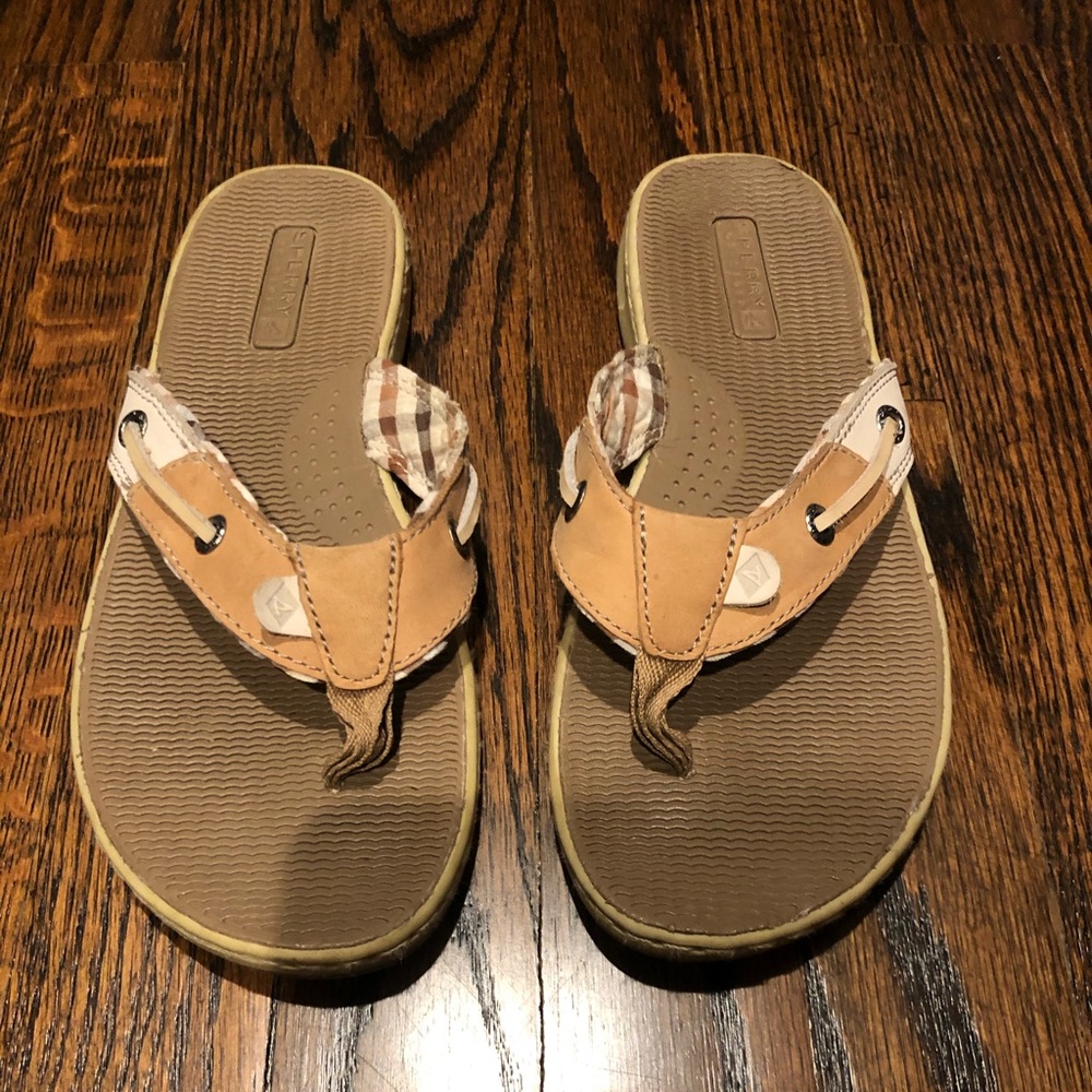Sperry sandals